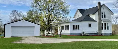 13265 Fruit Rdg, Kent City, MI 49330
