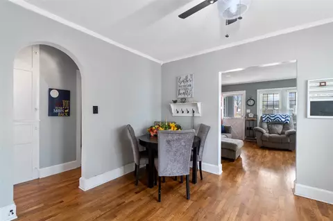 Dining - 720 17th, Jackson, MI 49203 photo 1 of 2