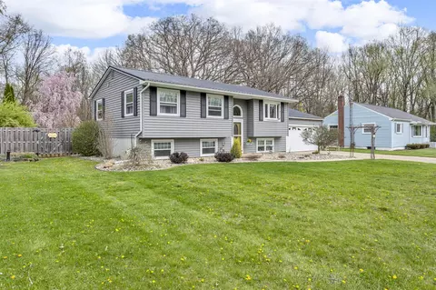 1404 Larrys, Jackson, MI 49203 photo 39
