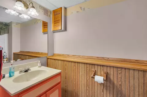 1404 Larrys, Jackson, MI 49203 photo 31