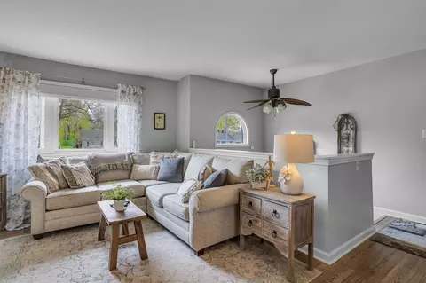 1404 Larrys, Jackson, MI 49203 photo 8