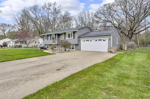 1404 Larrys, Jackson, MI 49203 photo 40