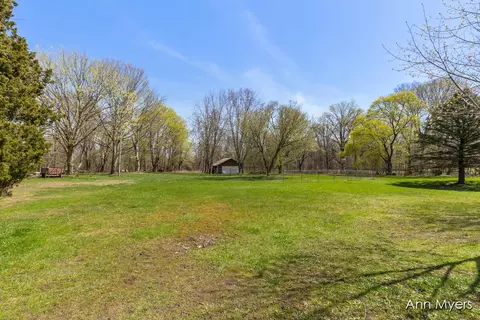 610 Summerset, Jenison, MI 49428
