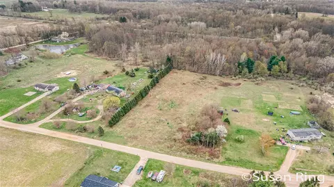 V/l Watts, Allegan, MI 49010