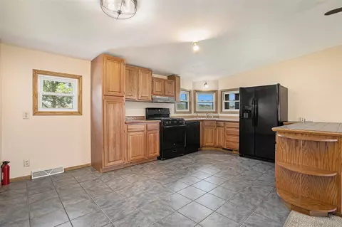 14521 E R, Scotts, MI 49088 photo 5