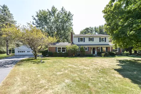 5653 Blue Grass, Saline, MI 48176