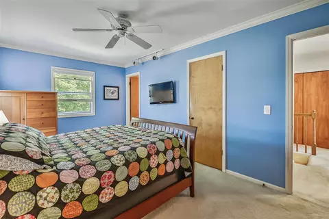 Bedroom - 5653 Blue Grass, Saline, MI 48176 photo 2 of 11