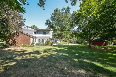 Exterior - 5653 Blue Grass, Saline, MI 48176 photo 16 of 19