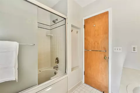 Bath - 5653 Blue Grass, Saline, MI 48176 photo 5 of 5