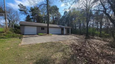 2180 Harwood, Ionia, MI 48846