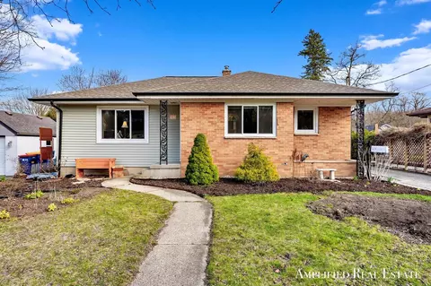 1036 Patton, Grand Rapids, MI 49504