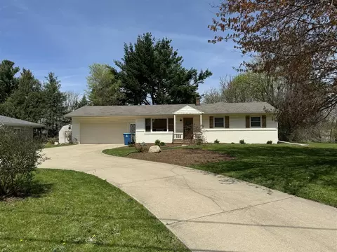 2839 Thayer, Kalamazoo, MI 49004