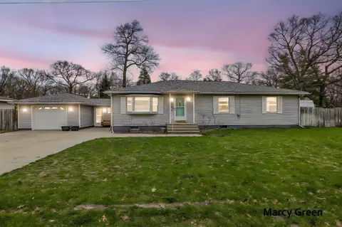 1088 Becker, Muskegon, MI 49445