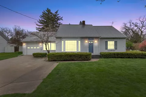 430 S Stewart, Fremont, MI 49412