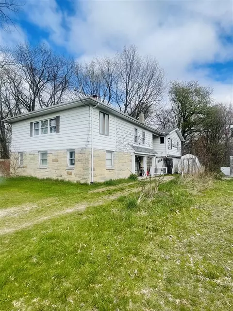 9527 E S, Vicksburg, MI 49097