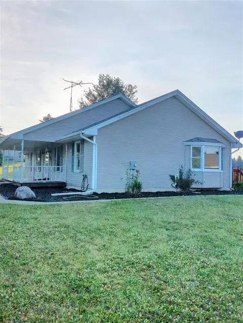 7996 Cain, Jackson, MI 49201 photo 3