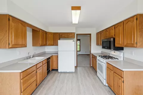 7996 Cain, Jackson, MI 49201 photo 18