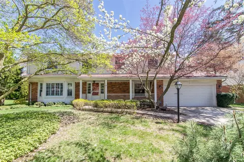 29944 Fernhill, Farmington Hills, MI 48334