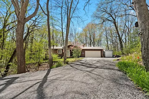 8130 Teahen, Brighton, MI 48116