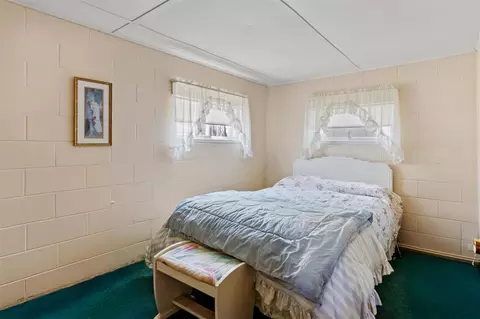 Bedroom - 8982 W School Section Lk, Mecosta, MI 49332 photo 1 of 2