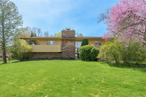 5285 Burning Tree, Kalamazoo, MI 49009