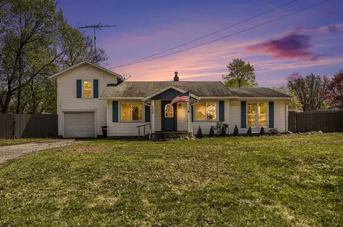 206 N Fountain, Marshall, MI 49068
