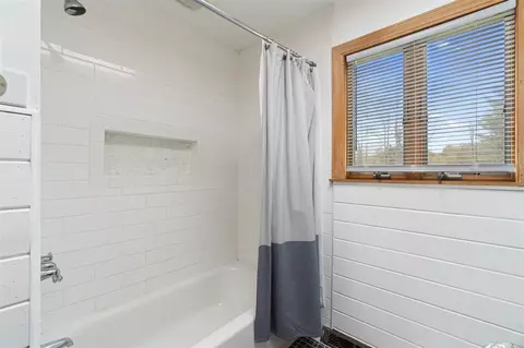 10780 Baker, Jerome, MI 49249 photo 32