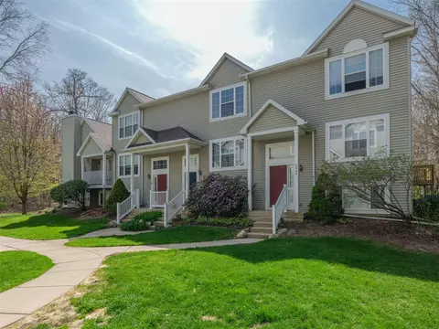 6332 Quail Run, Kalamazoo, MI 49009