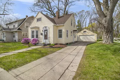 908 Ireland, Muskegon, MI 49441