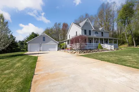 2046 W Coachlight, Jackson, MI 49201 photo 3