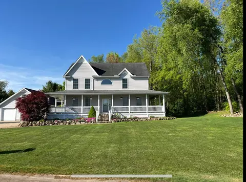 2046 W Coachlight, Jackson, MI 49201