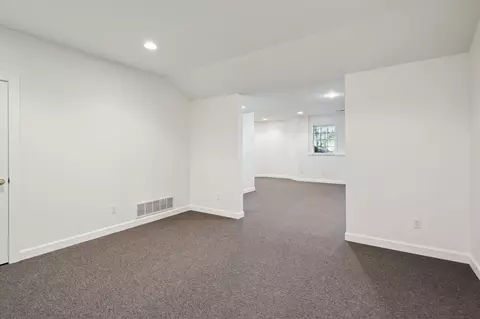 2046 W Coachlight, Jackson, MI 49201 photo 31