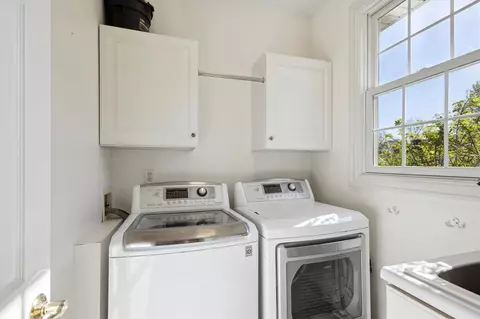 2046 W Coachlight, Jackson, MI 49201 photo 24