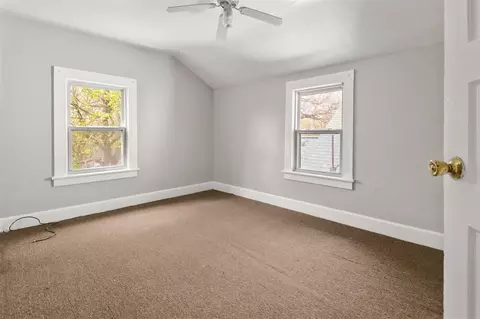 Bedroom - 526 N State, Jackson, MI 49201 photo 5 of 8