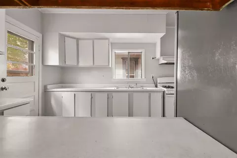Kitchen - 526 N State, Jackson, MI 49201 photo 3 of 3