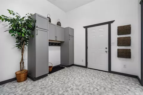 9528 Lee, Jackson, MI 49201 photo 45