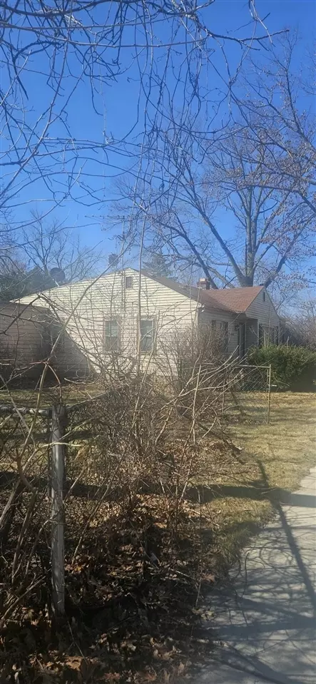 34467 Van Born, Romulus, MI 48174 photo 2