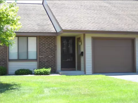 492 Cherry, Holland, MI 49424