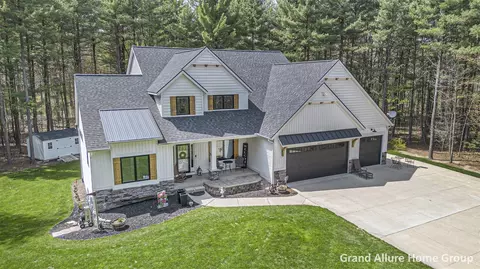 5088 Baldwin, Hudsonville, MI 49426