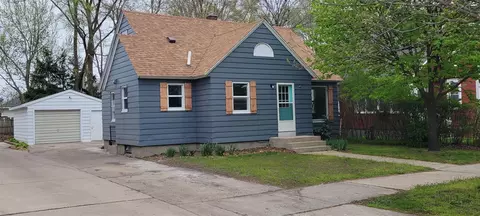 324 W 20th, Holland, MI 49423