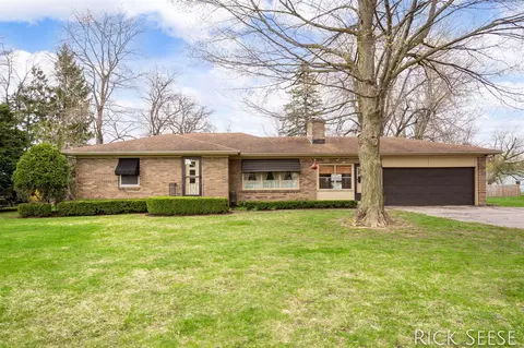 1884 Randall, Walker, MI 49534