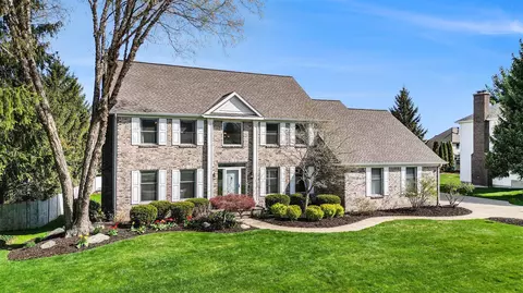 1449 Penncross, Caledonia, MI 49316