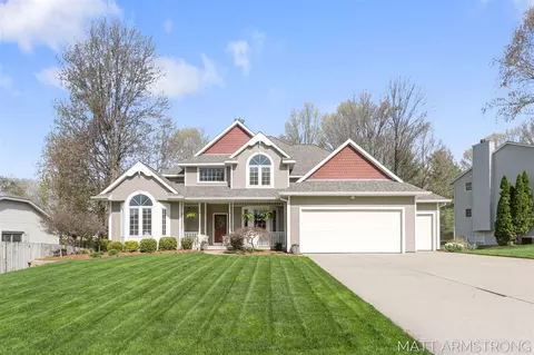 5335 S Pine Slope, Wyoming, MI 49519