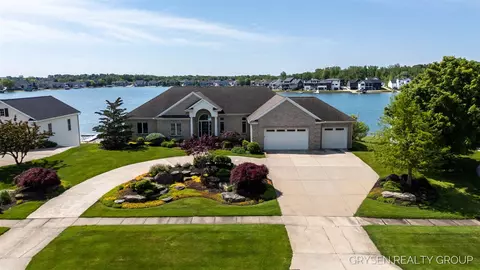 2536 Fillmore, Jenison, MI 49428