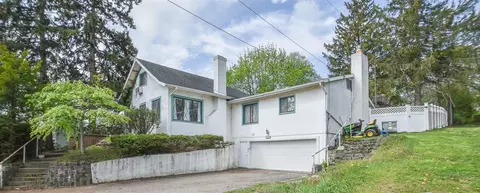 200 S Broad, Hillsdale, MI 49242
