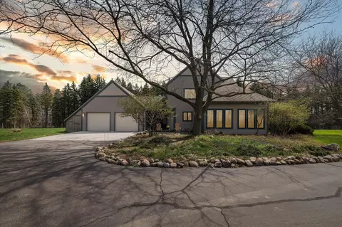 2929 E Frost, Williamston, MI 48895