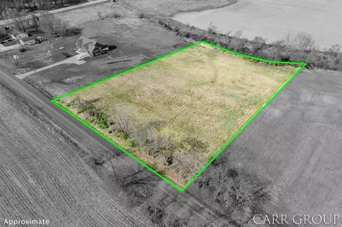 8269 E Paris, Caledonia, MI 49316