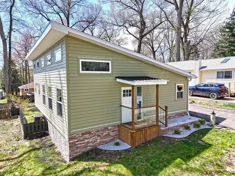 69331 Oak, Benton Harbor, MI 49022