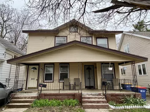 863-865 Crosby, Grand Rapids, MI 49504