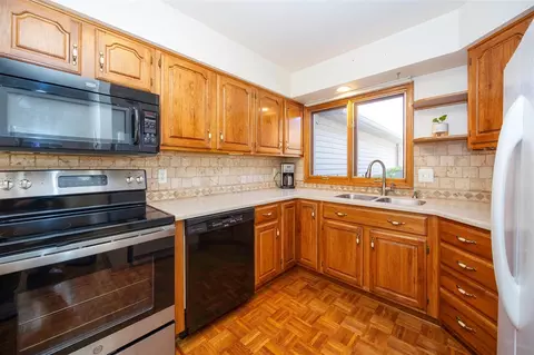 3108 N Rivers Edge, Wayne, MI 48184 photo 8
